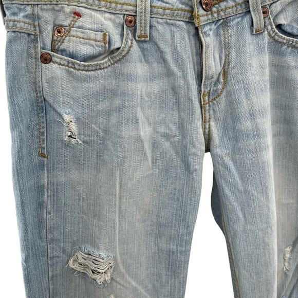 Fragile Distressed Light Wash Relaxed Fit Boyfriend Jeans Indie Grunge Size 3 - Picture 4 of 8